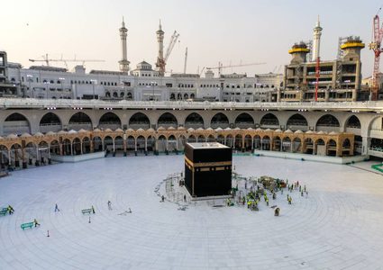 السديس: عودة الطواف والسعي والصلاة خلال أيام في الحرمين الشريفين