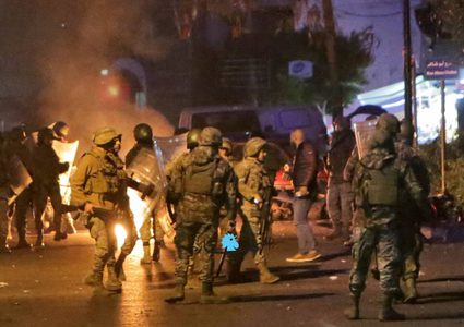 الجيش اللبناني: 81 عسكريا أصيبوا خلال تجدد الاحتجاجات في لبنان
