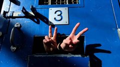 أربعة أسرى يدخلون أعوامهم الـ18 في سجون الاحتلال