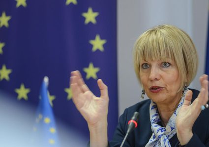 شميد تدعو إلى اتخاذ الإجراءات الضرورية لضمان حماية الأسرى