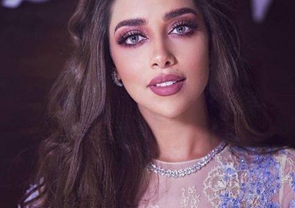 الفنانة اليمينة بلقيس تشارك متابعيها وصفة حلوى كيك الموز