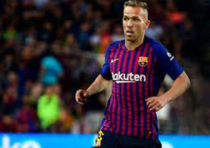 اللاعب آرثر ميلو يريد البقاء مع النادي الكتالوني