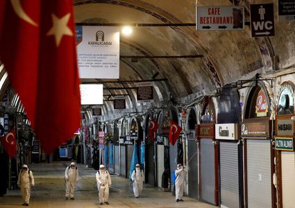 تراجع عدد الوفيات والاصابات بفيروس كورونا في تركيا