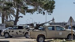 الحكومة الليبية تعلن مواصلة القتال بعد اعلان هدنة من جانب واحد