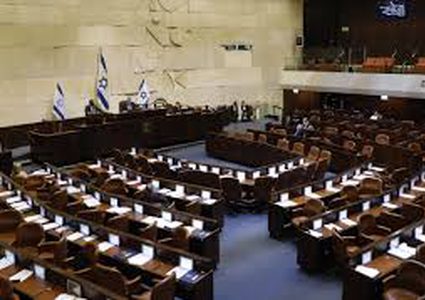 "العليا" الإسرائيلية تناقش قرار منع نتنياهو من تشكيل حكومة