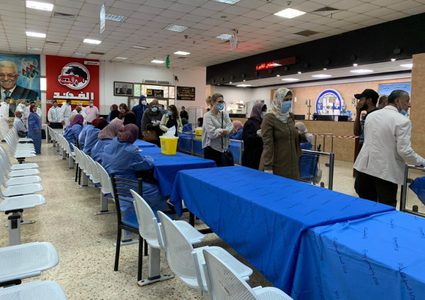 وصول الدفعة الاولى من العالقين في الاردن عبر معبر الكرامة