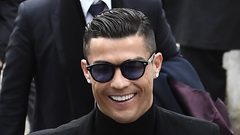 رونالدو يصل إلى تورينو