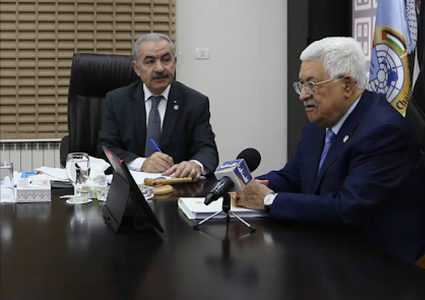 اشتية يرفع توصية للرئيس بتجديد حالة الطوارئ لمدة شهر