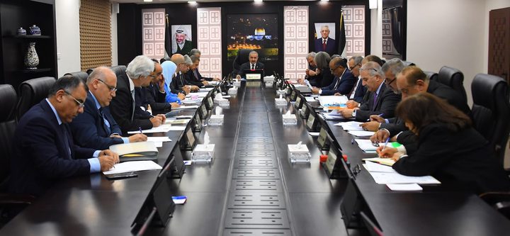 توجه لفتح الاقتصاد تدريجيًا في فلسطين مع الأخذ باجراءات السلامة