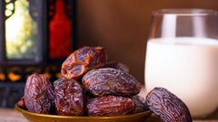 حليب التمر  يحفز عملية الهضم