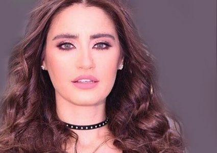 إيمي صياح تحتفل بعيد ميلادها