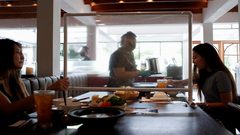 تسجيل أقل عدد إصابات بكورونا في تايلاند منذ نحو شهرين