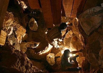 مصرع 45 عاملا بإنهيار منجم ذهب في ليبيريا