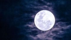 القمر يثير المزيد من التساؤلات حول كيفية تشكله ونشأته