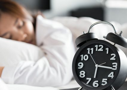 دراسة: تأخير موعد النوم دقيقة واحدة يزيد خطر إصابتك بأمراض القلب