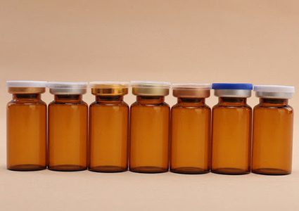 تحذير.. نقص القوارير الزجاجية قد يفاقم أزمة لقاح كورونا