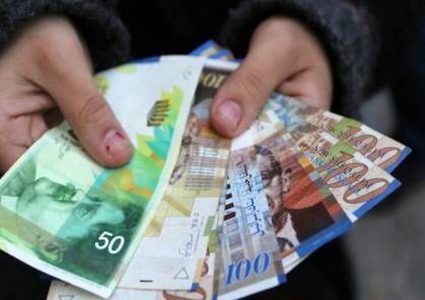 الكشف عن موعد صرف 500 شيكل من "وقفة عز" للمتضررين من كورونا