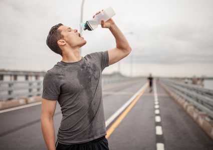 أعراض التسمم المائي في رمضان