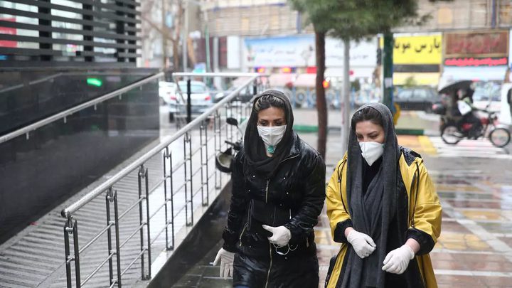 51 وفاة و1383 إصابة جديدة بـ"كورونا" في ايران خلال يوم واحد