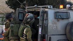 اعتقال ثلاثة مواطنين من نابلس