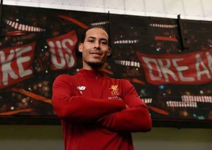 فان دايك يعلن عن أسرارا جديدة وراء انتقاله لليفربول