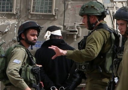 الاحتلال يعتقل أسير محرر من بلدة قفين قضاء طولكرم