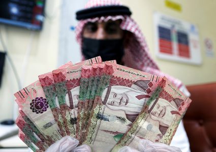 السعودية ترفع ضريبة القيمة المضافة إلى 15%