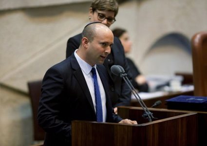 بينت: سأدعم مشروع ضم الضفة رغم بقائي في المعارضة