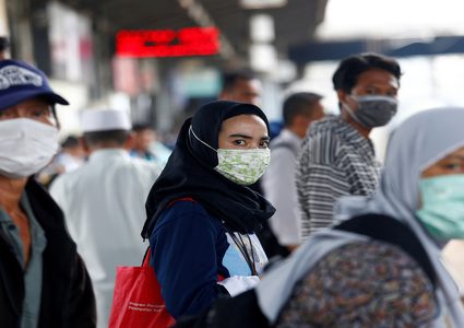 جاكرتا تفرض عقوبة جديدة على منتهكي قوانين التباعد الاجتماعي