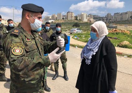 محافظ رام الله: مخيماتنا عنوان الصمود وحق العودة لن يسقط بالتقادم