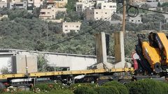 قوات الاحتلال تعزل يعبد عن العالم لليوم الثاني على التوالي