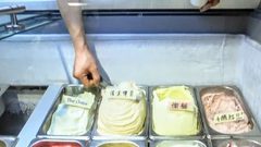 ابتكار نوع جديد من "الآيس كريم" بنكهة الغاز المسيل للدموع
