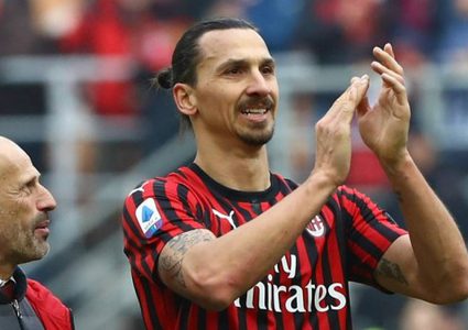 مهاجم ميلان يربط نفسه بالبوندسليجا