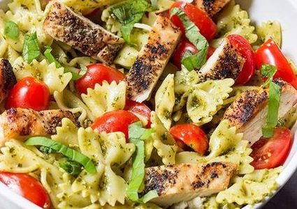 طريقة اعداد سلطة المعكرونة بالدجاج