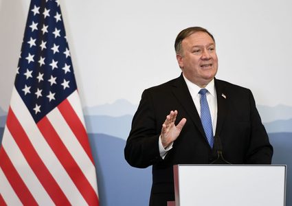 بومبيو يشن هجوما حادا على خامنئي