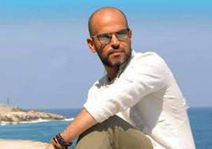 الفنان أبو يرزق بمولود جديد