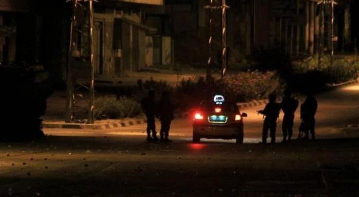 مستوطنون يهاجمون مركبات المواطنين جنوب نابلس