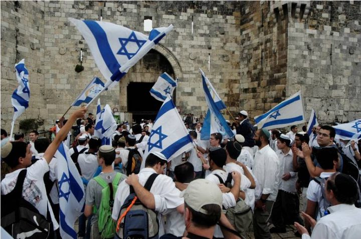 قوات الاحتلال تغلق القدس القديمة وسط مسيرات استفزازية للمستوطنين