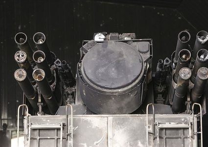 اسرائيل تتهم ايران بارسال اسلحة لقوات حفتر في ليبيا