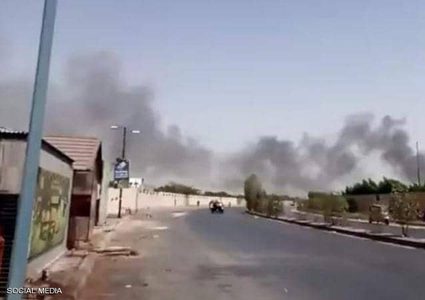 تحطم طائرة ركاب باكستانية فوق منطقة مأهولة بالسكان