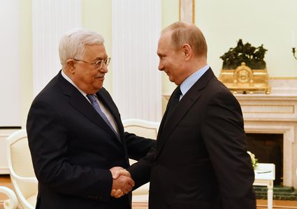 موسكو تجدد استعدادها لتنظيم لقاء بين الرئيس عباس ونتنياهو