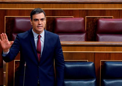 إسبانيا تقرر فتح السياحة الدولية في يوليو والدوري الكروي في يونيو