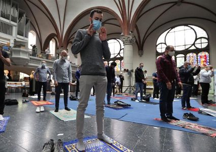 كنيسة ألمانية تستضيف المسلمين خلال شهر رمضان