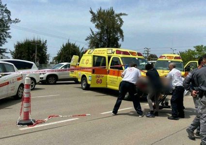 اصابة شاب برصاص الاحتلال بزعم محاولته تنفيذ عملية طعن بالقدس