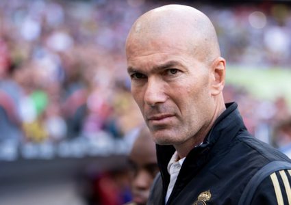 زين الدين زيدان ينتهك قواعد الحجر الصحي في إسبانيا