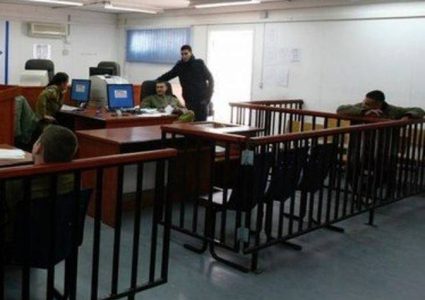محكمة الاحتلال تمدد توقيف أسيرين من يعبد