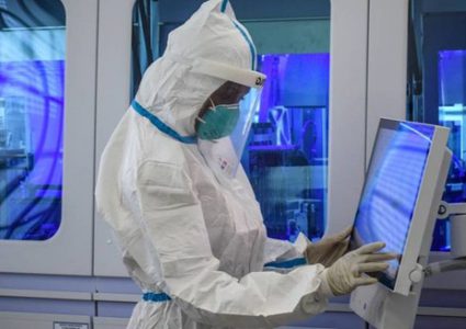 تحذيرات من "موجة ثانية" لكورونا في حال وقف إجراءات العزل سريعاً