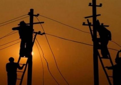 الاحتلال يسلم فواتير كهرباء مباشرة لمجالس محلية في الأغوار