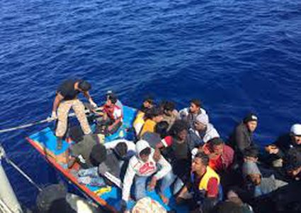 منع مئات المهاجرين من الوصول إلى أوروبا بحرا