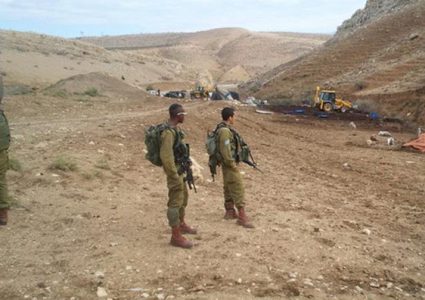 قوات الاحتلال تهدم بسطات خضروات في الأغوار الشمالية